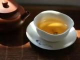 七绝·冰魄香魂韵入茶(轱辘体)