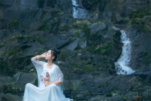 Ѱ Ѱ ִʫ 181013xgzqwzgb1n4cr3e1