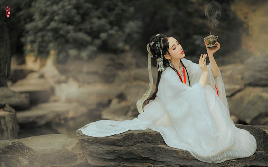 ����� �� �䣨����ʮ�ף�  Ͷ��ר�� 070006ityhyu3u8hs7tnr8